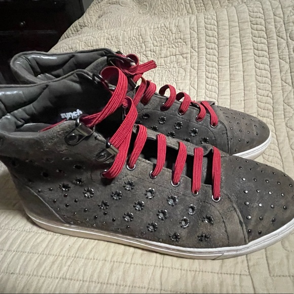 Vince Camuto studded ankle boots size 10 - Picture 2 of 5